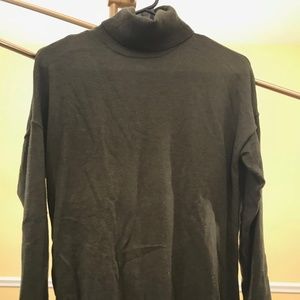Green GAP Turtleneck Sweater